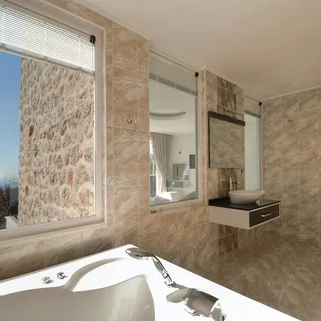 Villa Korunakli Hanzade *